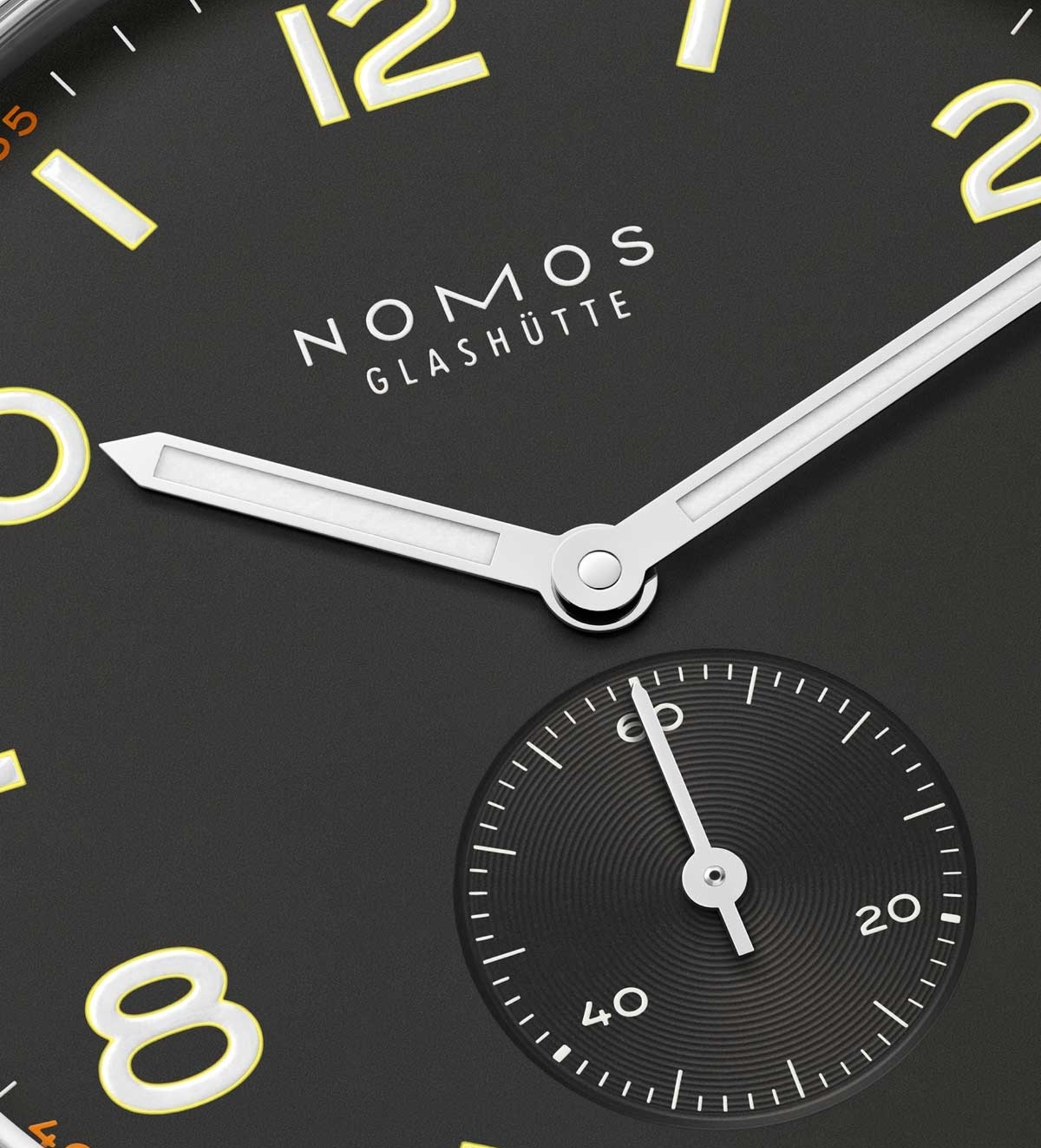 nomos club campus ruthenium 38 dial