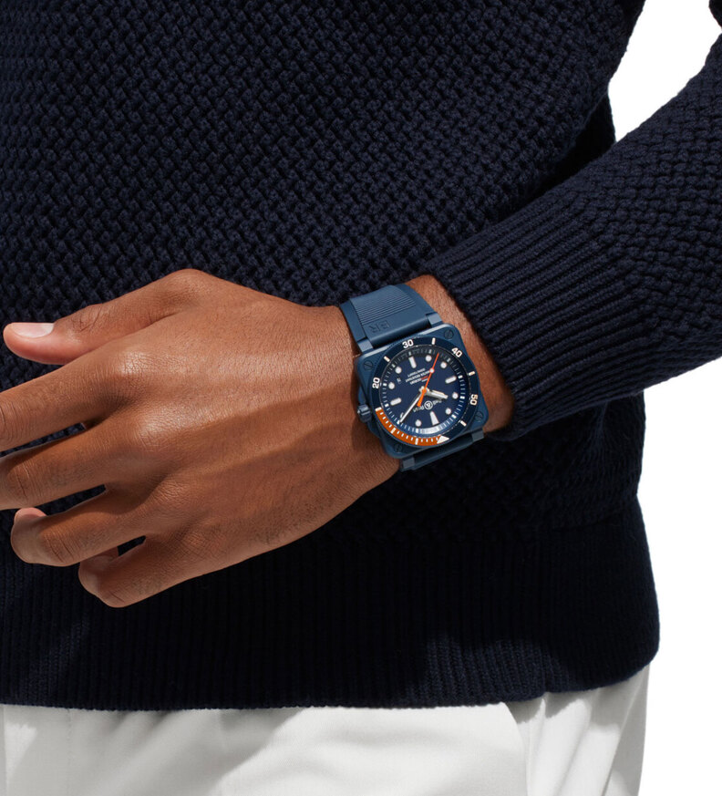 BR0392divertara_bellross_wristshot