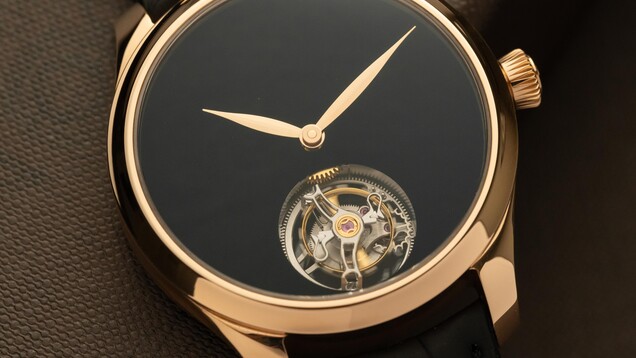 Tourbillon Vanta Black watch