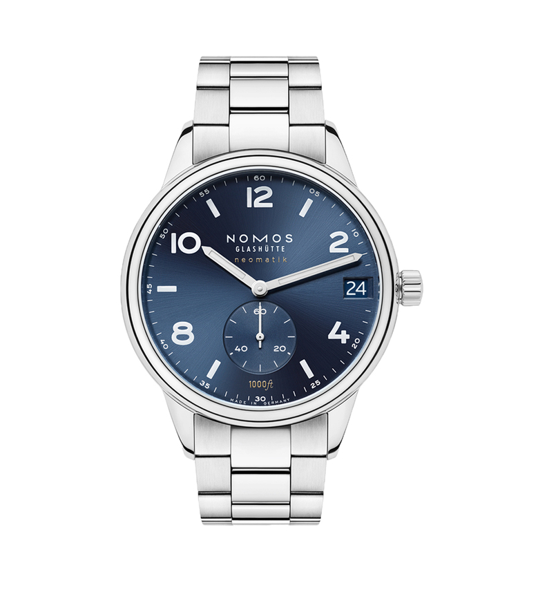 nomos_club_sport_neomatik_date_blue_front