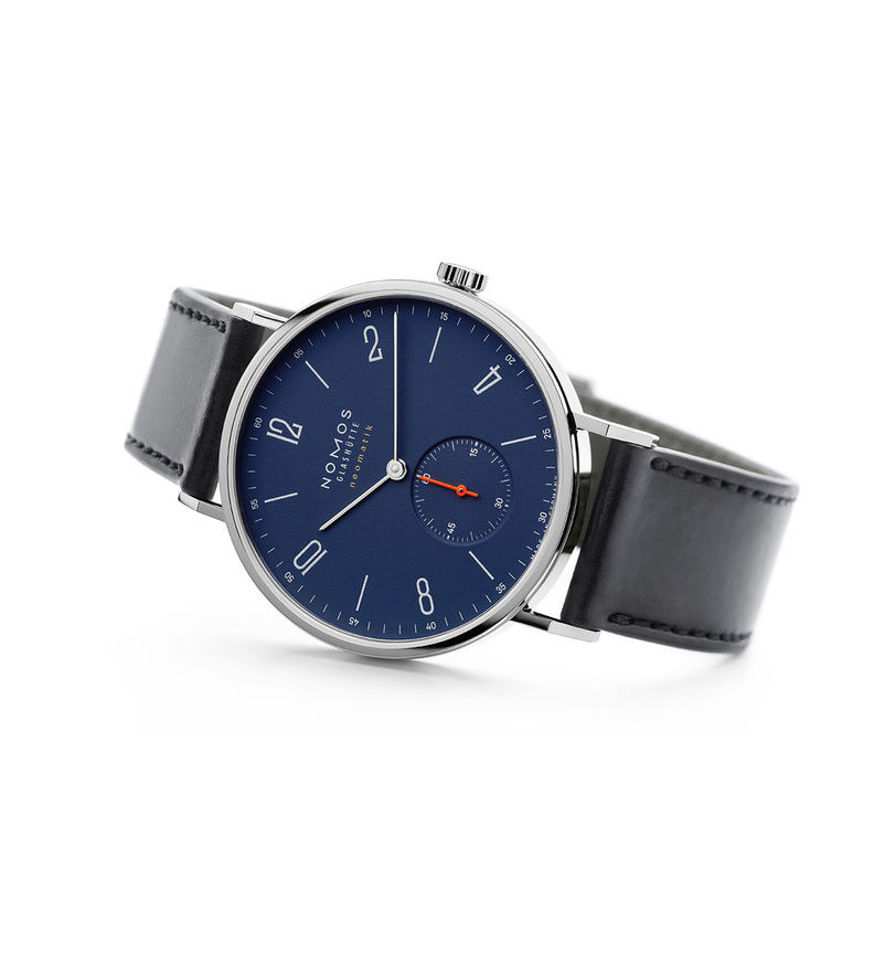 tangente_neomatik_39_blue_midnight_wristshot