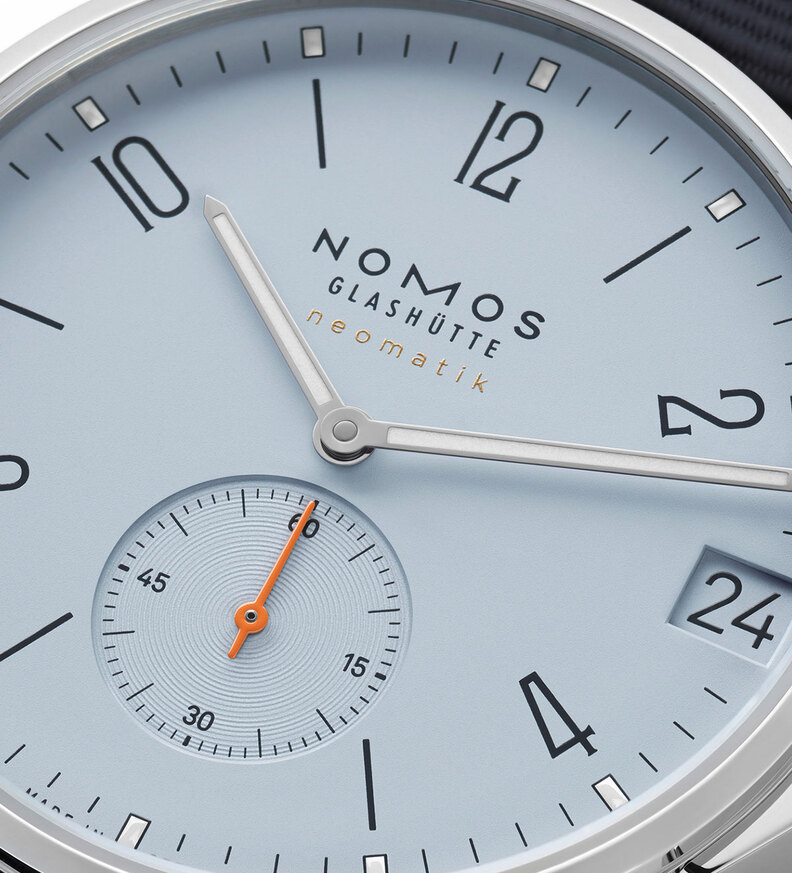 Ahoi_neomatik_38_sky_dial