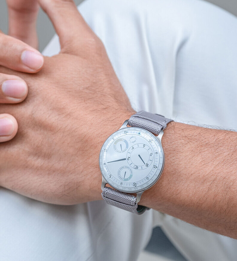 ressence_type3_white_wristshot