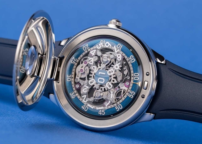 Cover image of Czapek Celebrates 10 Years with the Time Jumper